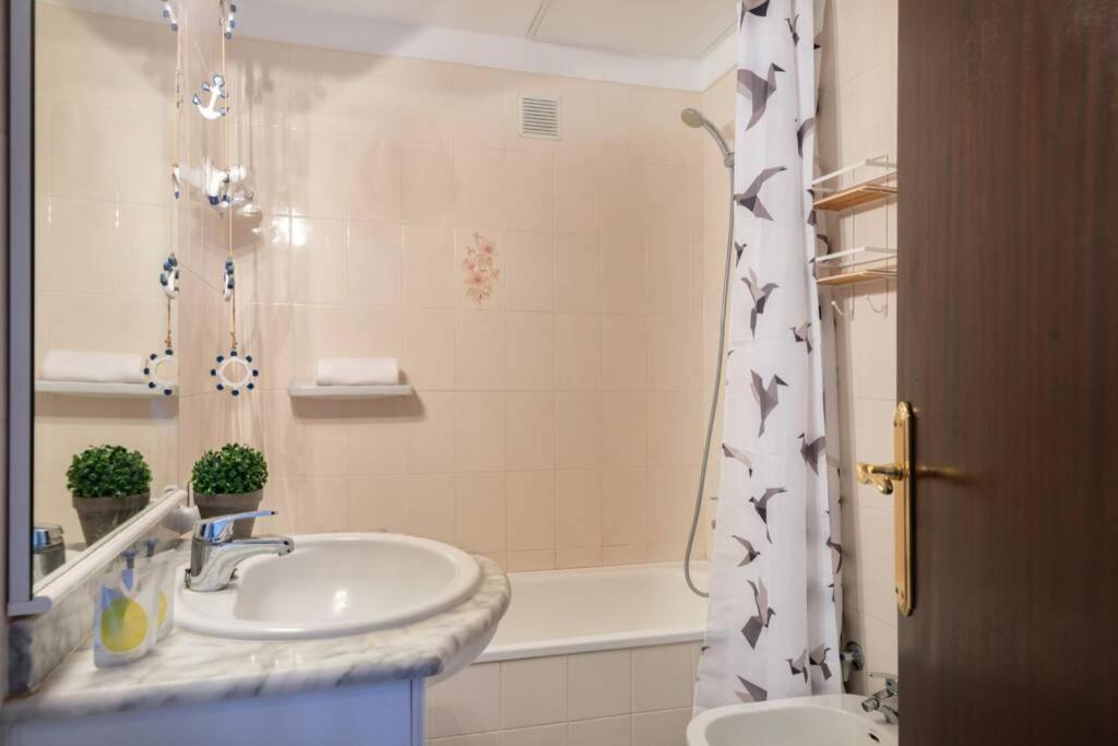 Flateli Empuriabrava Apartment ภายนอก รูปภาพ