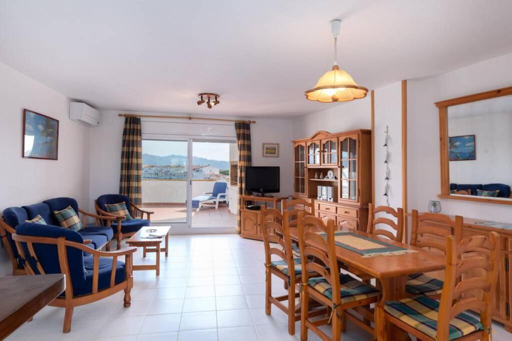 Flateli Empuriabrava Apartment ภายนอก รูปภาพ